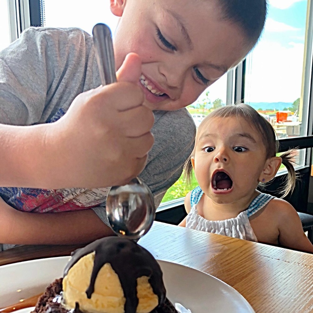 Meet your Posher, Monica